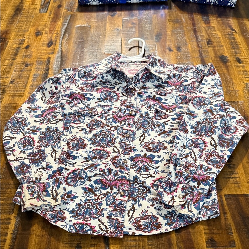Look Floral Cowgirl Hardware Brand Medium girls pearl snap western shirt